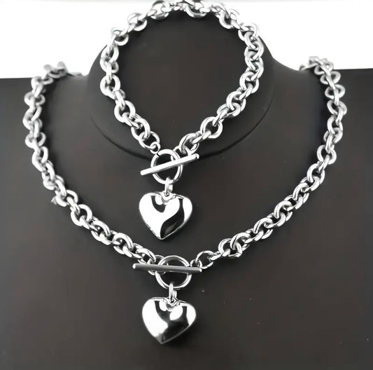 Heart Like God's - Necklace & Bracelet Set
